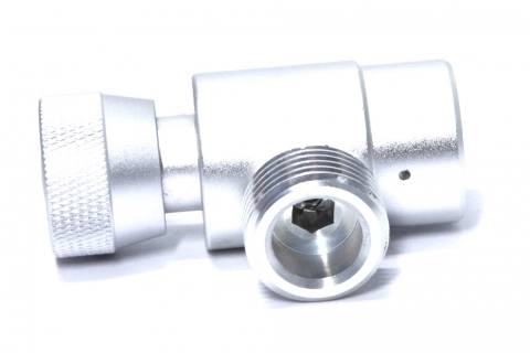 Udsigt til manuelle tråde af avanceret adapter til Paintball CGA 320 CO2-cylindre