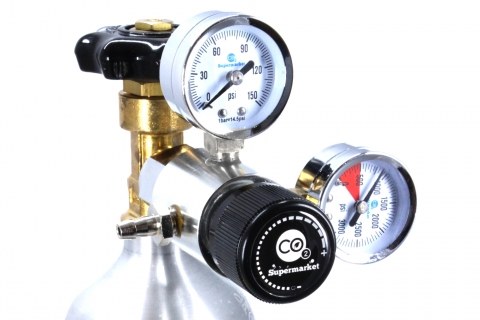 Fastgjort til horisontale cylindre